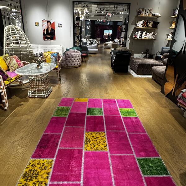 Fuchsia Bloom – Vibrant Patchwork Area Rug