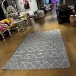 Modern Gray Geometric Area Rug – Scandinavian Minimalist Style