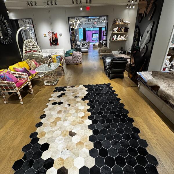 Modern Hexagon Patchwork Cowhide Rug – Black, Beige & Cream