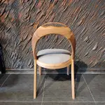 Modern Walnut Wood Chair – Stylish and Comfortable Wooden Seating