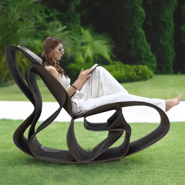 Ferozzi Infinity Lounger Customizable 3D-Printed Infinity Sun Lounger for Garden and Beach