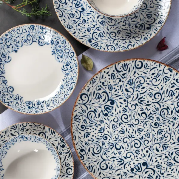 Laleli Porcelain Dinnerware Set (24 Pieces)