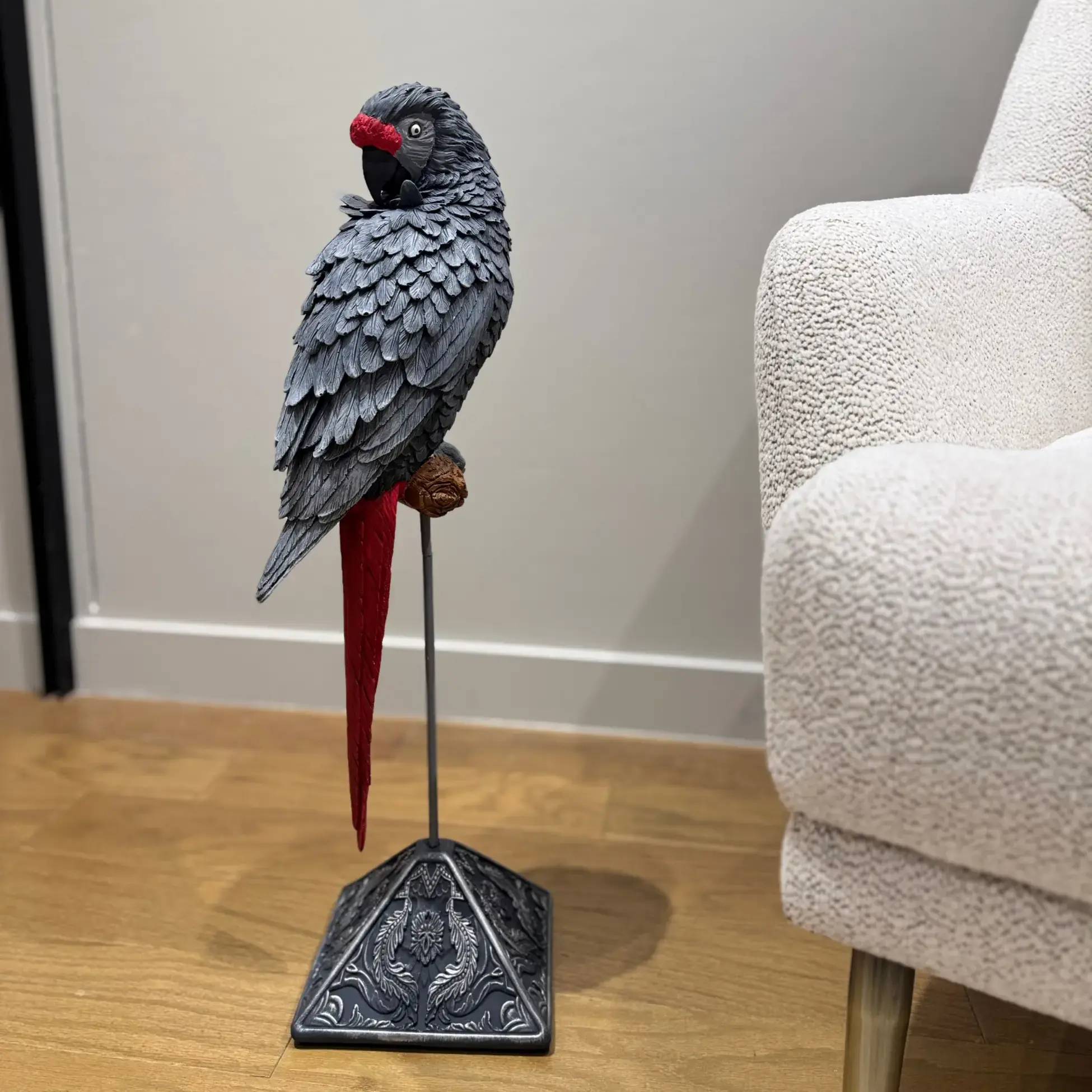 Elegant Parrot Statues with Handmade Details – Decorative Sculpture Set for Home or Office