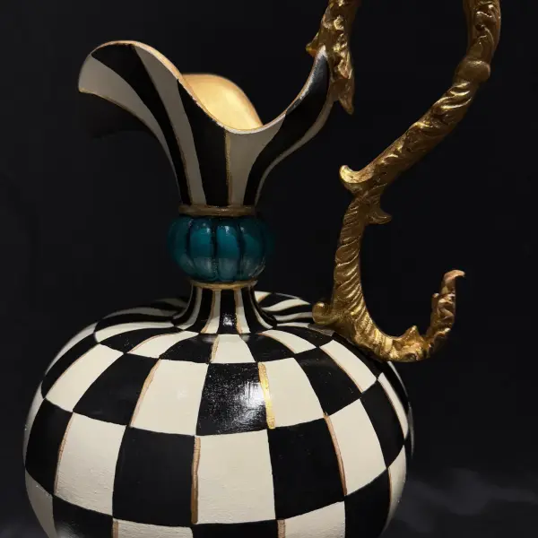 Mackenzie Pitcher Model Handmade Statue