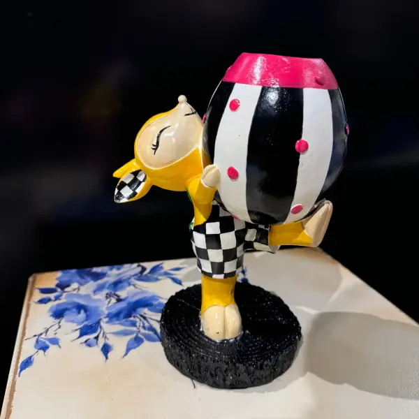 Ferozzi Handmade Checkered Deer Figurine | Elegant Decorative Home Accent