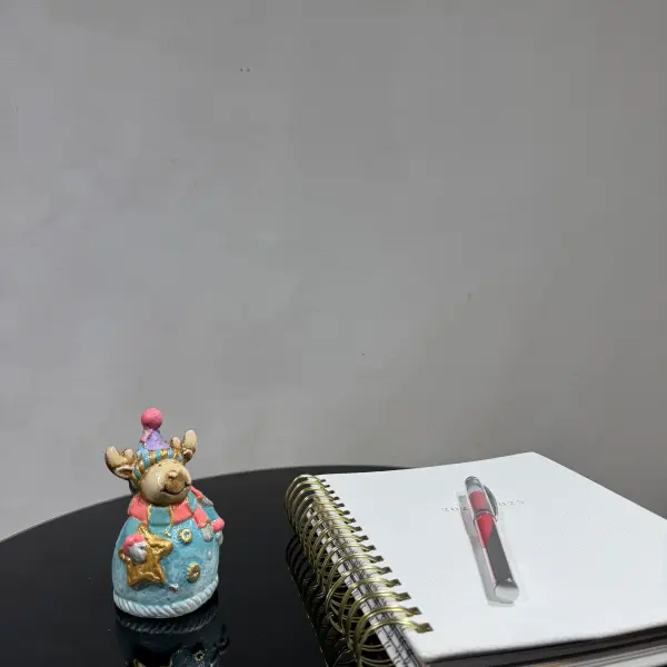 Traditional Santa Claus Figurine - Statues (Handmade)