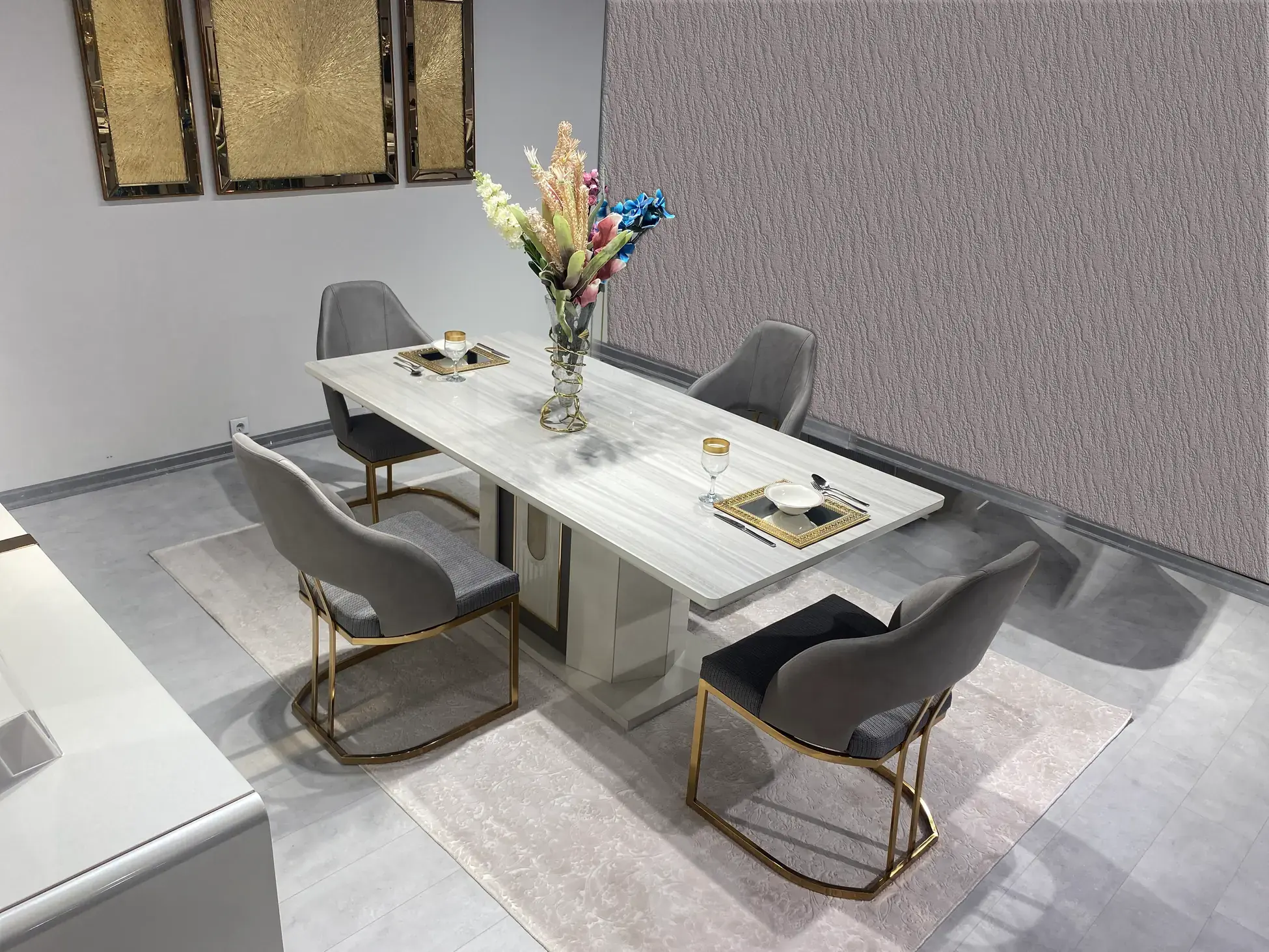 Zürich Dining Table and Chair