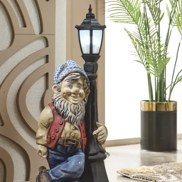 Dwarf Street Lamp with Lantern - Sculpture (Handmade)