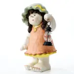 Ferozzi Handmade Garden Girl with Lantern Decorative Figurine