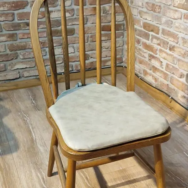 Walnut American Chair Beige