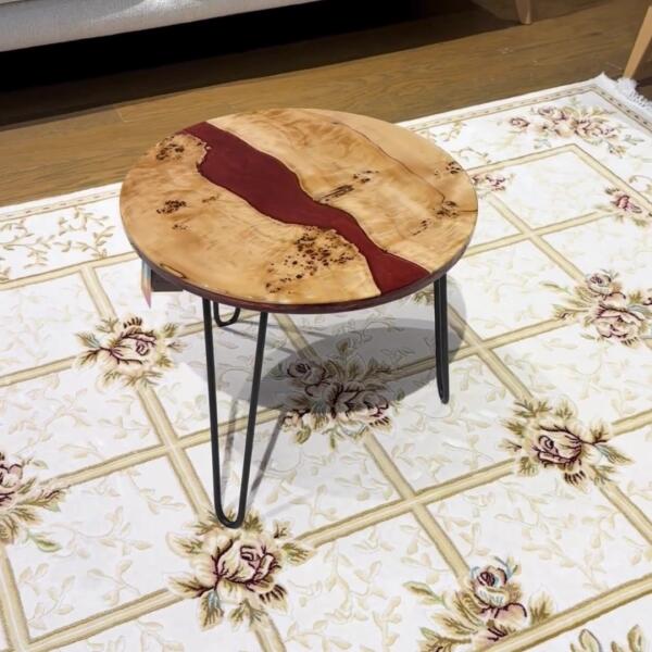 Bordeaux Walnut Coffee Table with Black Metal Legs and Bordeaux Epoxy Decorations