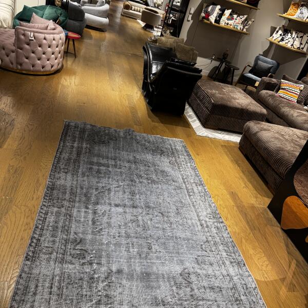Silver Haze – Distressed Gray Area Rug