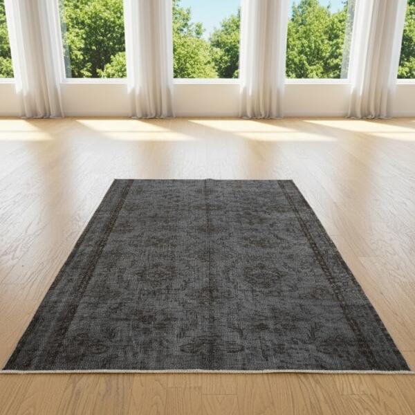 Smoky Elegance Rug – Handwoven Dark Grey Vintage Carpet