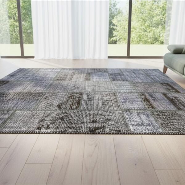 Steel Harmony Patchwork Rug – Handmade Grey & Smoke Tones Carpet