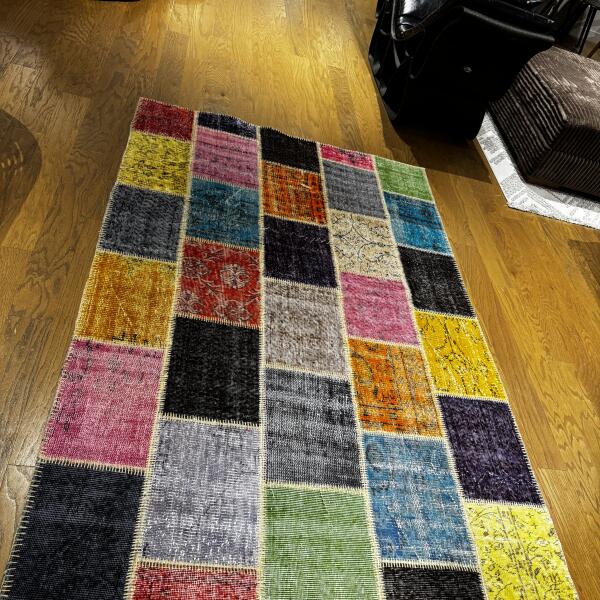 Vibrant Mosaic Patchwork Rug – Multicolor Handmade Carpet