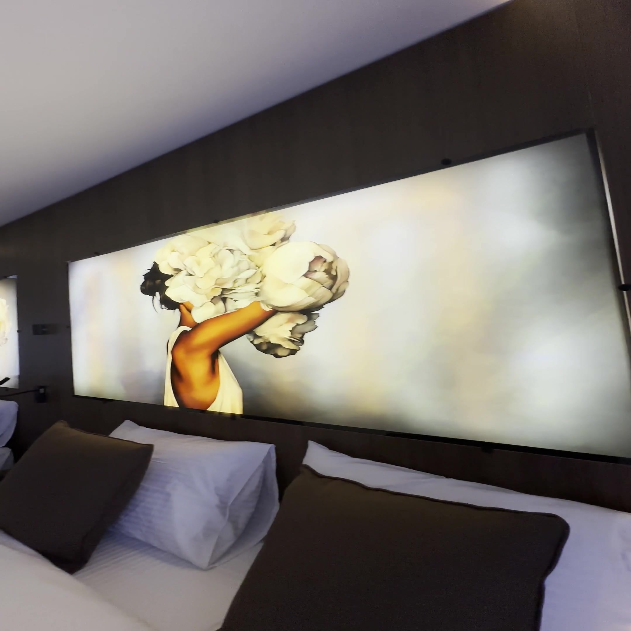 Hotel Exterior Ferozzi Glassart Atlanta Usa