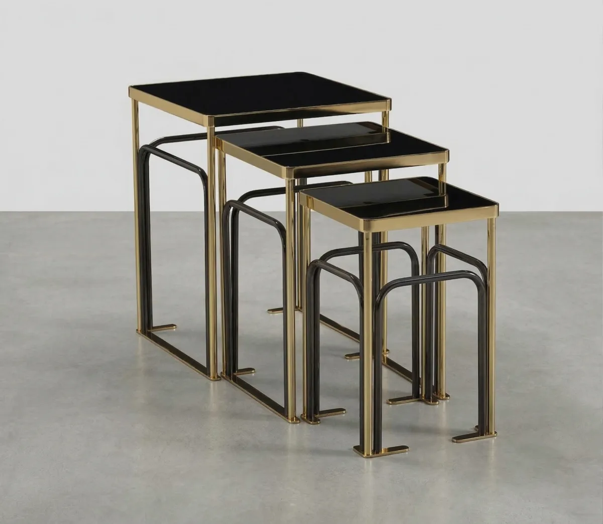Riverdale Nesting Side Table – side table detail view 3 | Ferozzi