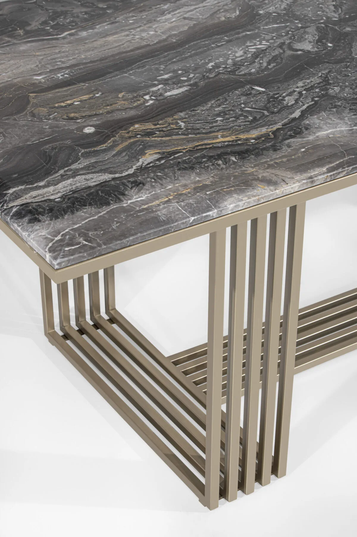 Crimson Marble Dining Table – dining table detail view 3 | Ferozzi