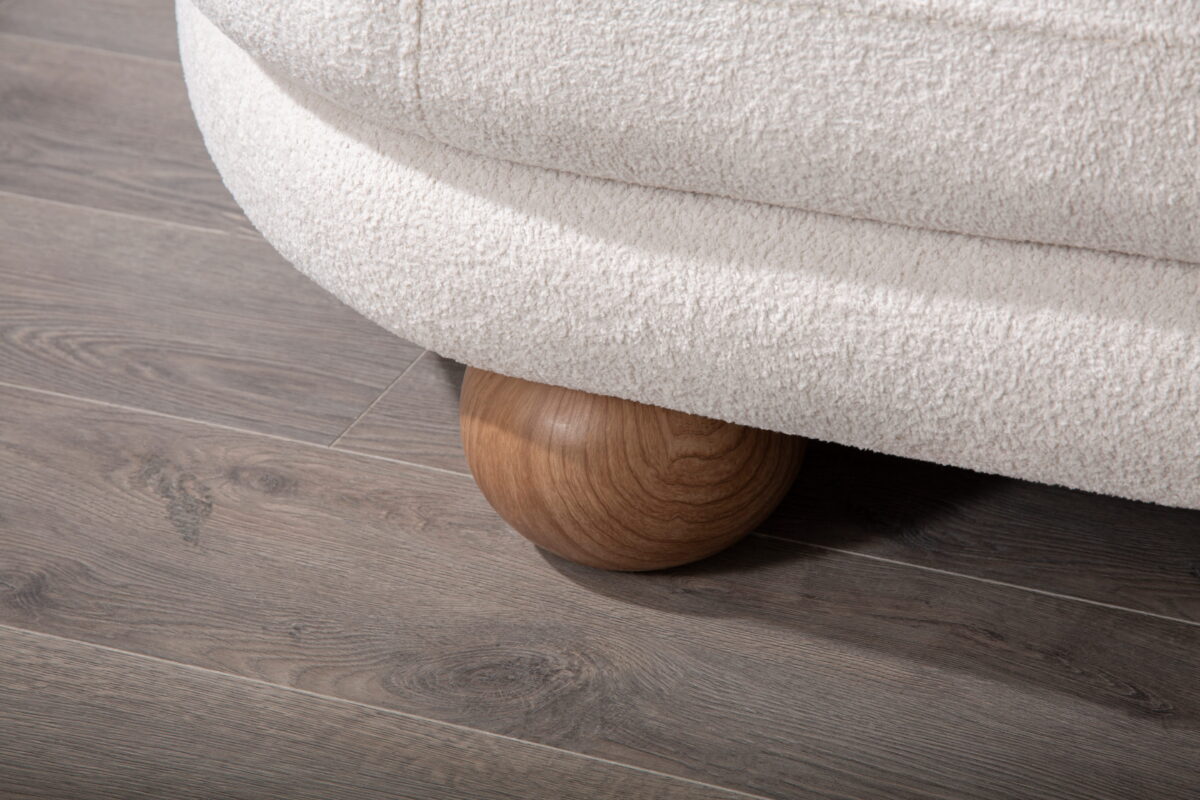 Gainesville Sofa – sofa detail view 11 | Ferozzi
