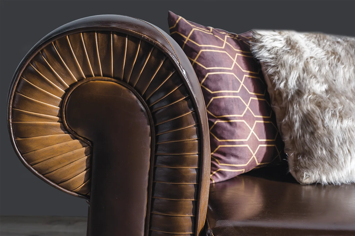 Macon Sofa – sofa detail view 9 | Ferozzi