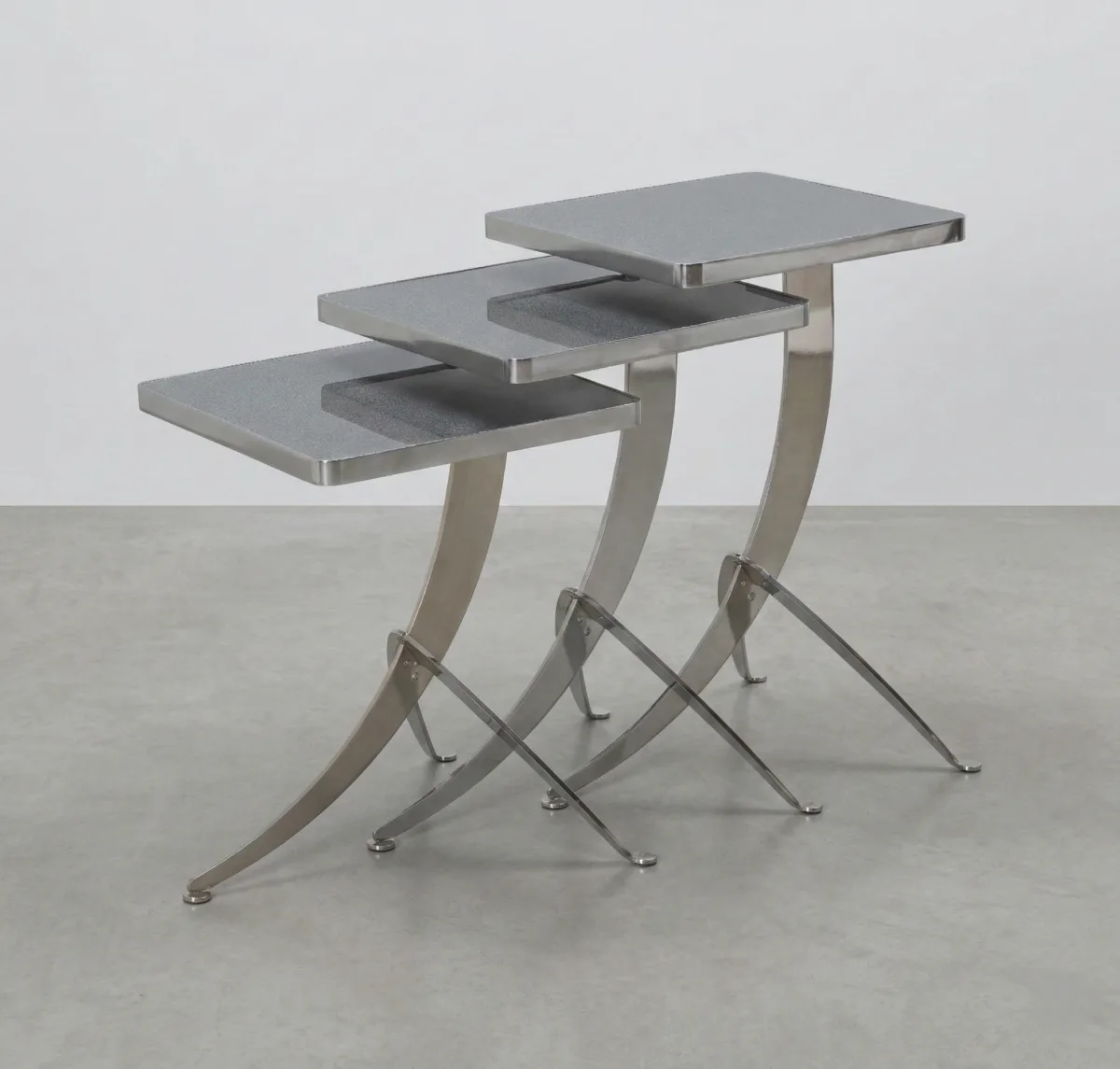 Palmetto Nesting Side Tables – side table detail view 3 | Ferozzi
