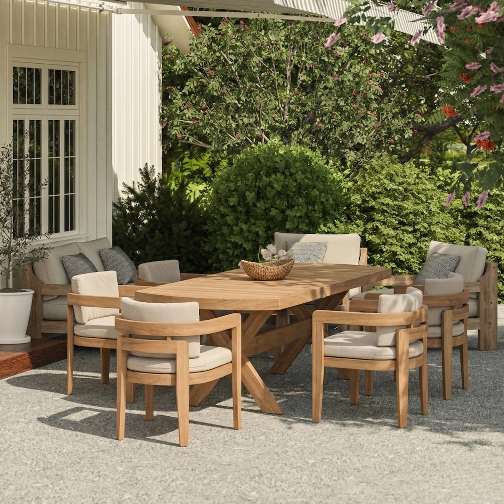 Austin Outdoor Dining Set – outdoor dining chair detail view 3 | Ferozzi