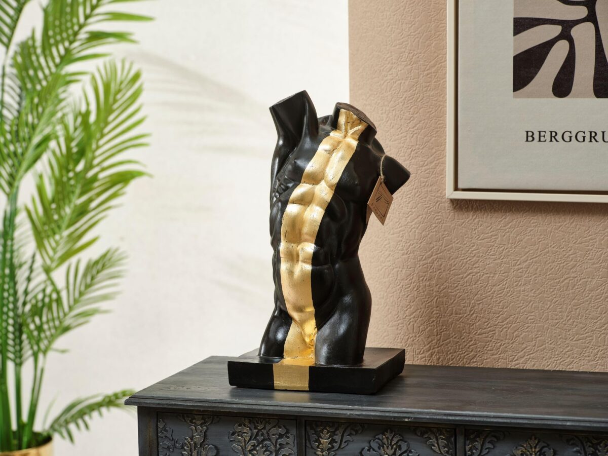 Gladiator Body Sculpture