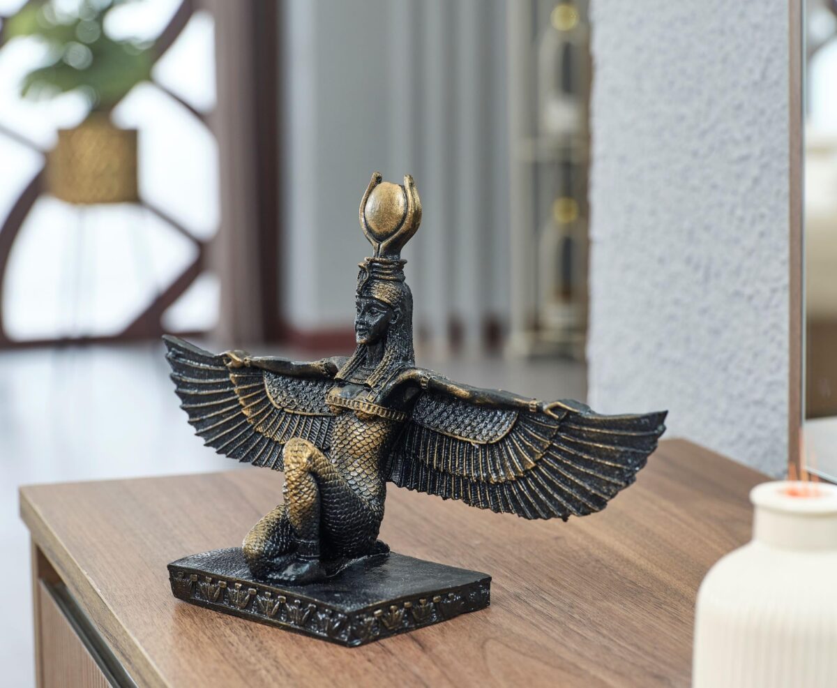 Crowned Cleopatra Sculpture